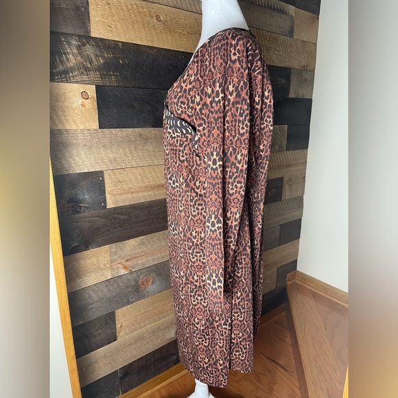 Soft Surroundings Leopard Print V-Neck Dress, Size 1X - Picture 2 of 7